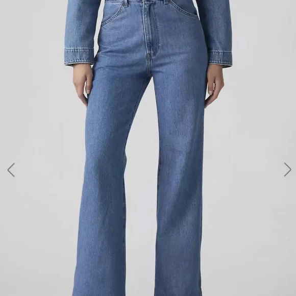 Levi's Women's Classic Blue Denim Overalls
